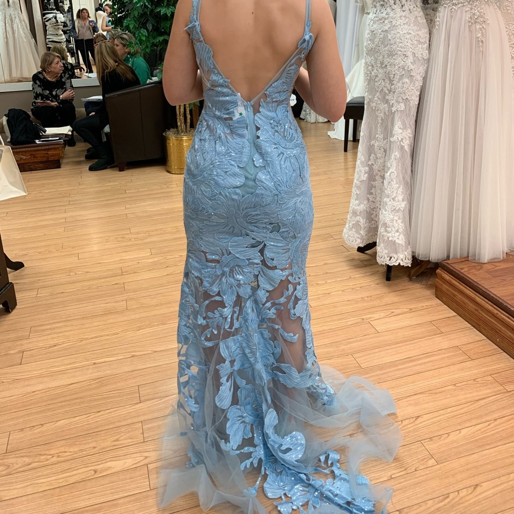 Never Worn Gorgeous Gown. Never altered